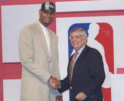 乔治的加盟 乔治的加盟