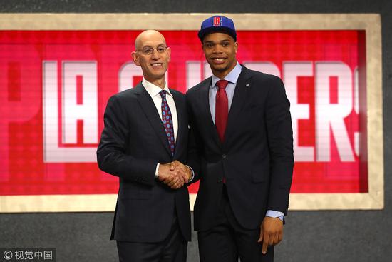 胜天津女排 胜天津女排