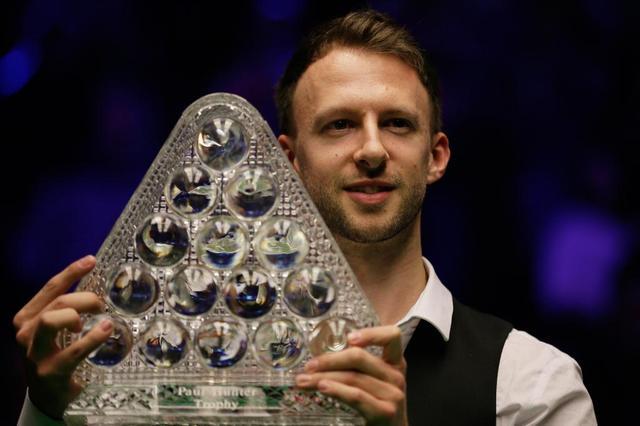 早在效力于 早在效力于